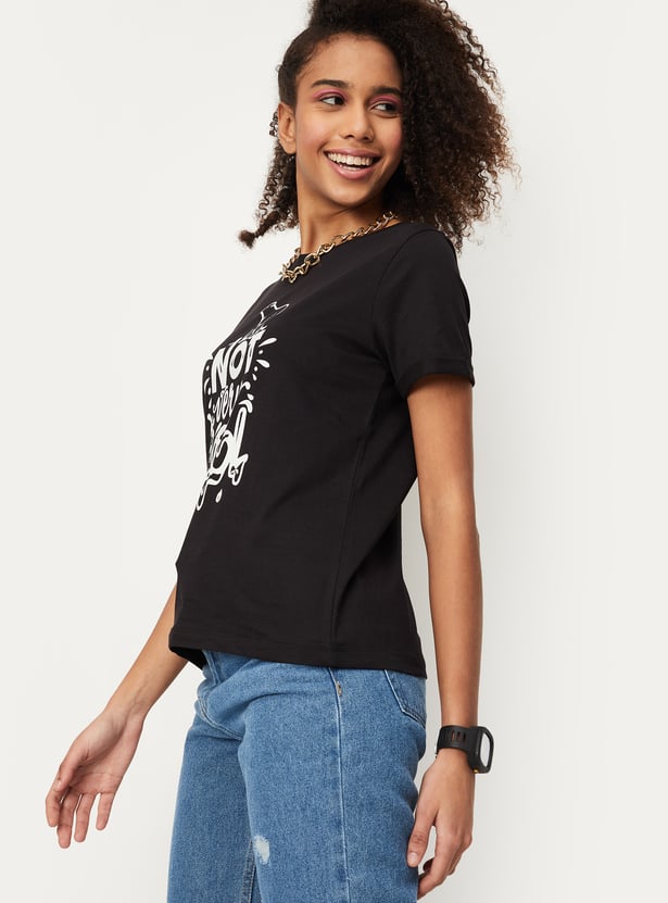Women Graphic T-shirt with Round Neck